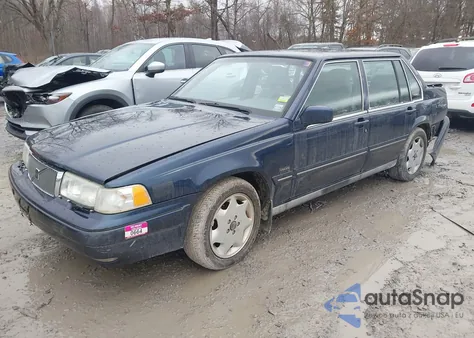 1995 Volvo 960 z USA, uszkodzony, nr VIN YV1KS961XS1074265